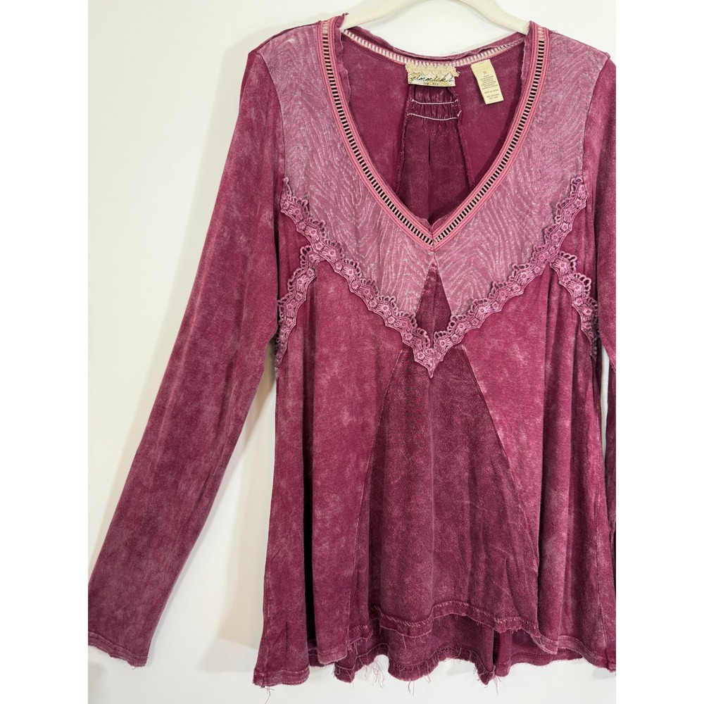 Gimmicks by BKE Plum Purple Blouse Medium M Lace Boho Mixed Media Tunic Wash